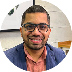 <p>A primeira observação louvável é a questão da estrutura. A gente percebe que o IDP consegue acolher o aluno de forma significativa. Outro ponto interessante e curioso é que a gente [estudantes] consegue transitar nos corredores do IDP com grandes renomes do Direito nacional e internacional.</p>