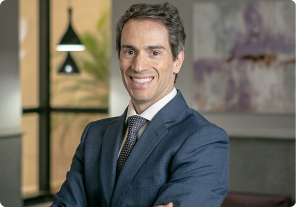 Leonardo Magalhães Avelar